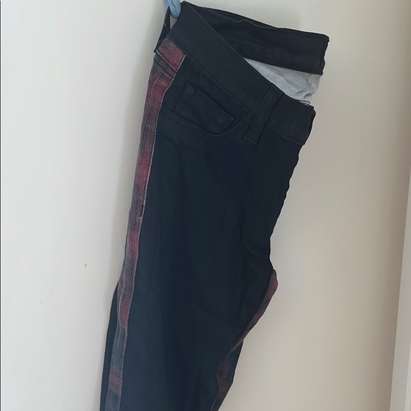 Unique Hudson Jeans - Picture 4 of 5